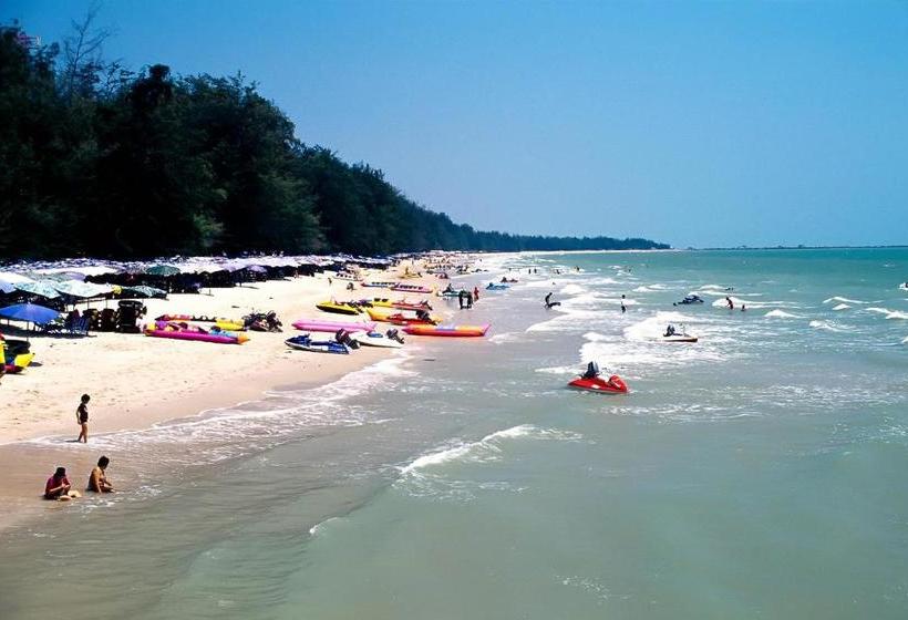 בית מלון כפרי Oyo 946 Bang Sai Namphueng Chaam Beach