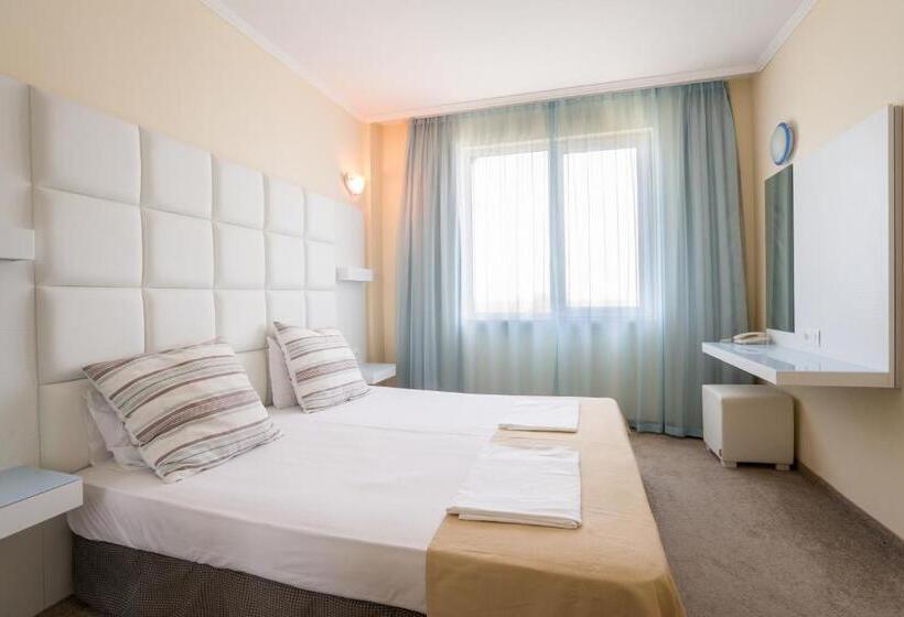 هتل Perla Beach Club   All Inclusive