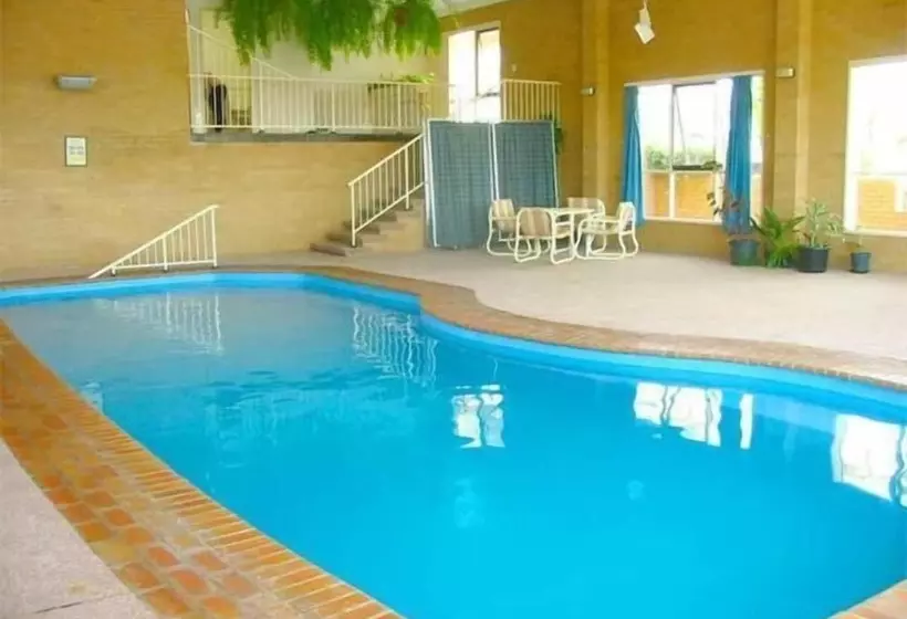 モーテル Bega Village Motor Inn