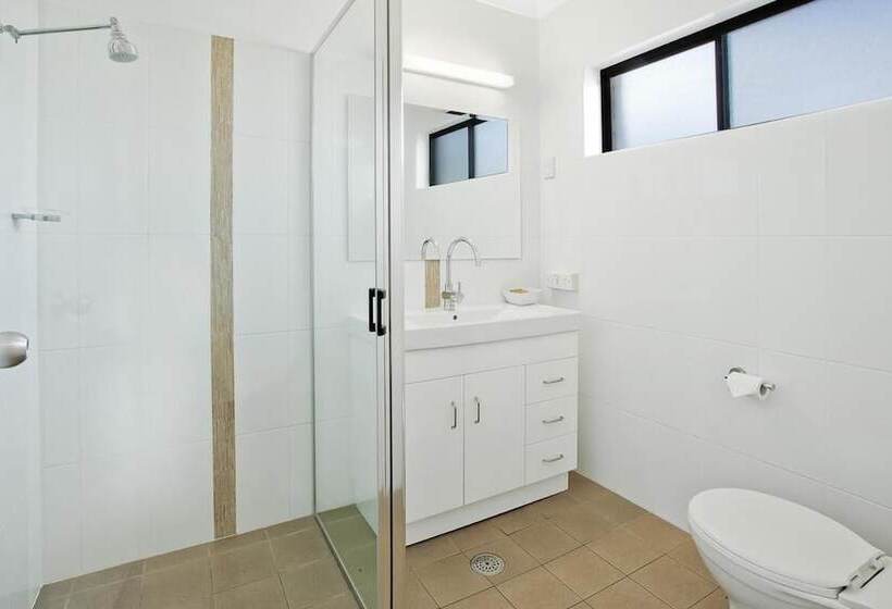 Мотель Bega Village Motor Inn