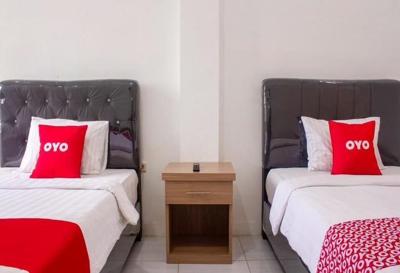 Oyo 3699 Edotel Smkn 1 Cipanas Syariah