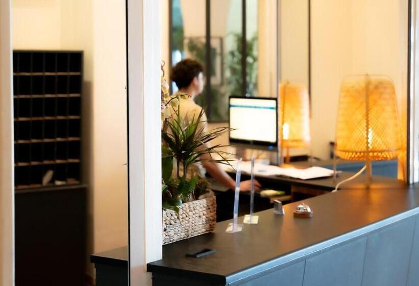 リゾートホテル Résidence Maricel