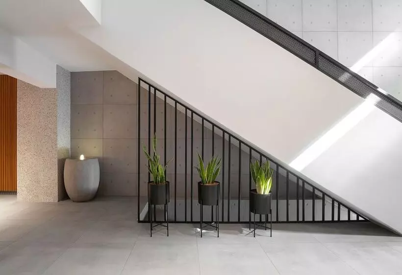 Hotelli 11 Enteka Acropolis Suites