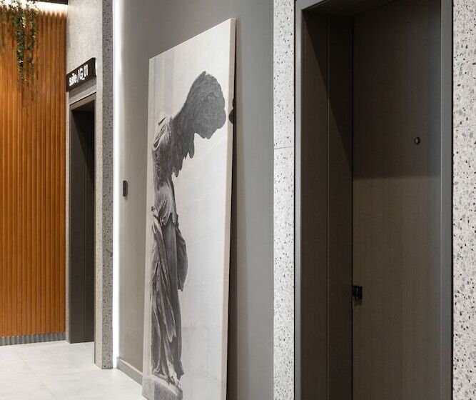 ホテル 11 Enteka Acropolis Suites