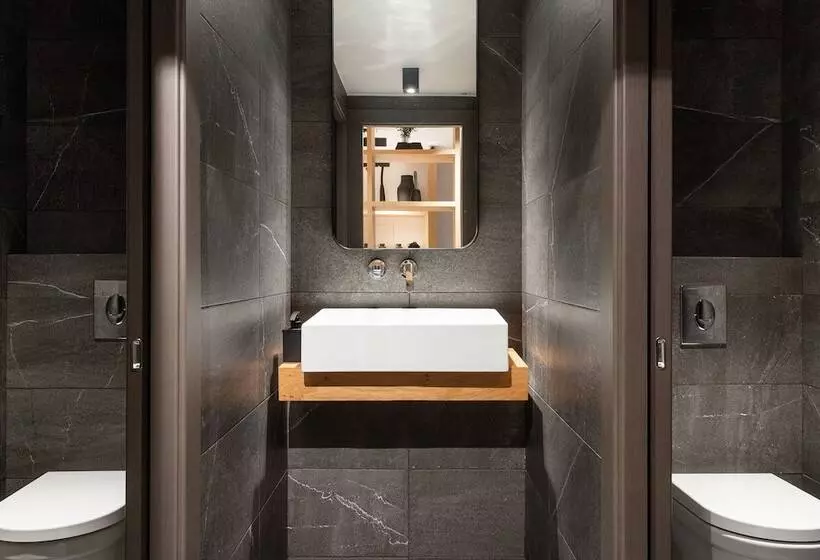 Hotelli 11 Enteka Acropolis Suites