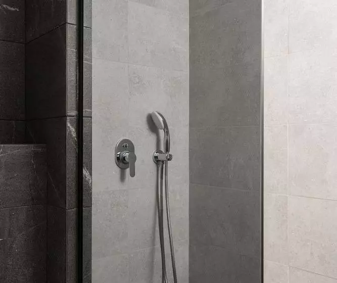 Hotelli 11 Enteka Acropolis Suites