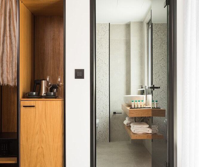 ホテル 11 Enteka Acropolis Suites