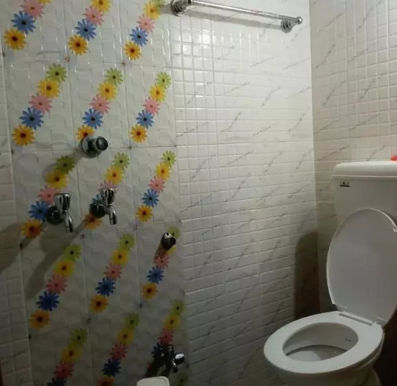 ホテル Goroomgo Unique Beach Inn Puri