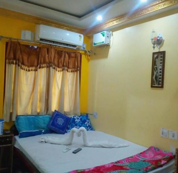 Отель Goroomgo Unique Beach Inn Puri