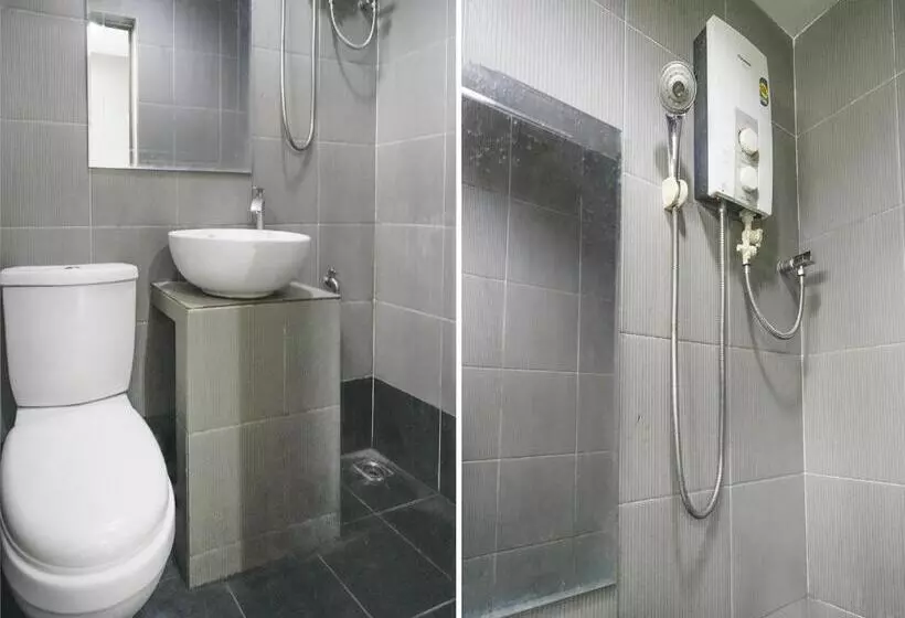 ホテル Oyo 89950 365 Nice Stay