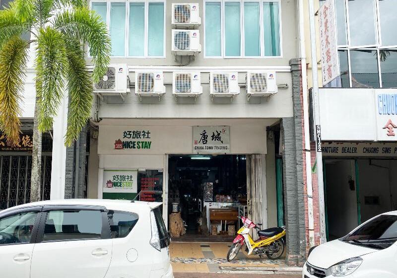 בית מלון כפרי Oyo 89950 365 Nice Stay