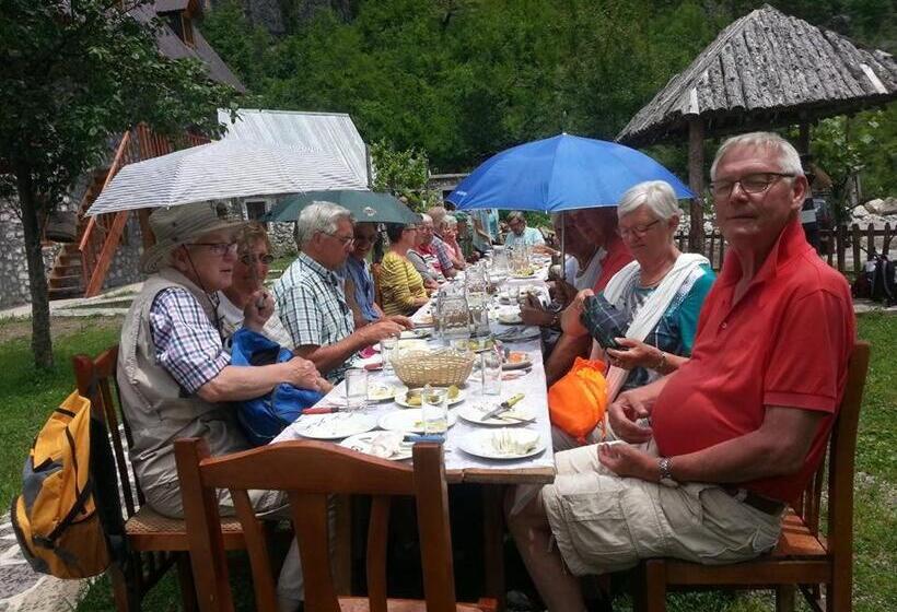 Pensione Bujtina Berishta Theth