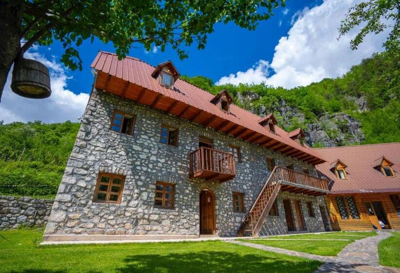 Pensione Bujtina Berishta Theth