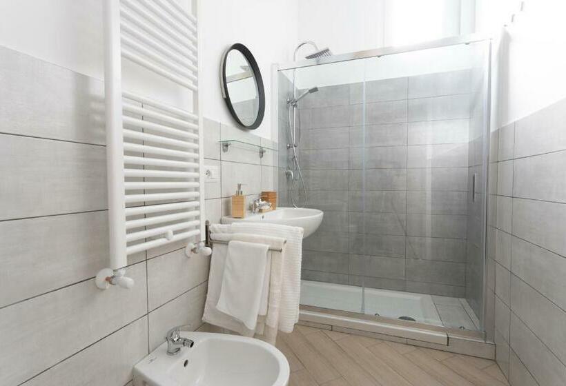 پانسیون Casa Lyon