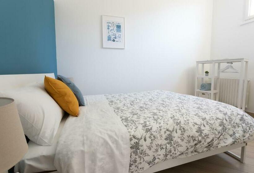 پانسیون Casa Lyon