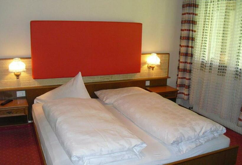 ペンション Dependance Villnerhof