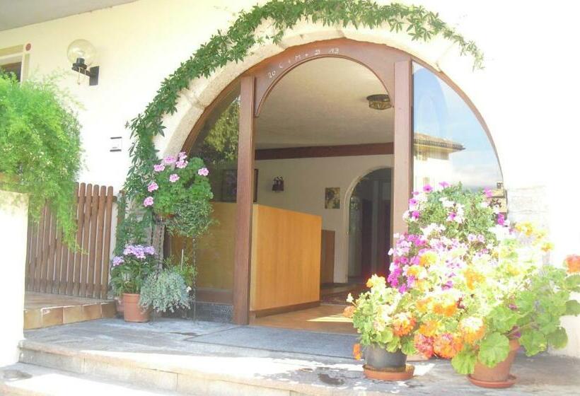 ペンション Dependance Villnerhof