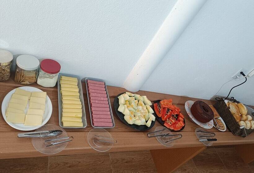 هاستل Recanto Do Flor