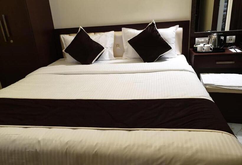 בית מלון כפרי Al Noor Palace Business Class