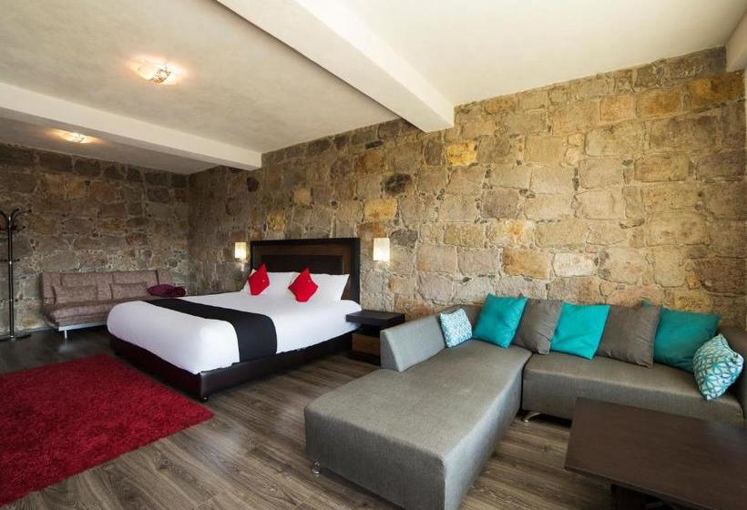 ホテル Capital O Vista Zacatlán