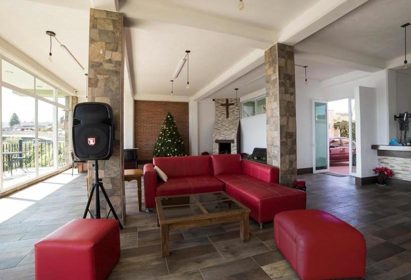 ホテル Capital O Vista Zacatlán