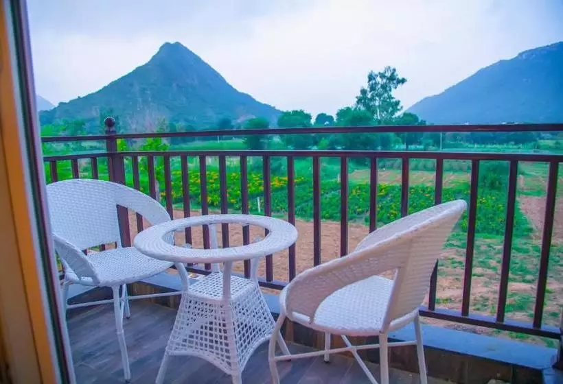 Hotelli The Green Genius Resort