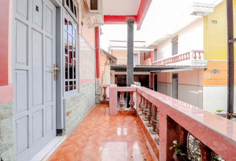 بنسيون Losmen Panorama