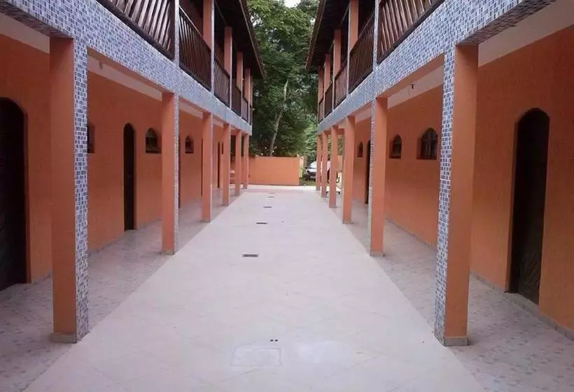 Majatalo Suítes Vila Maresias