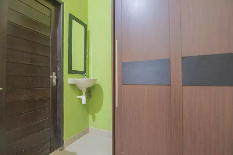 Majatalo Reddoorz Near Lapangan Tenis Balikpapan