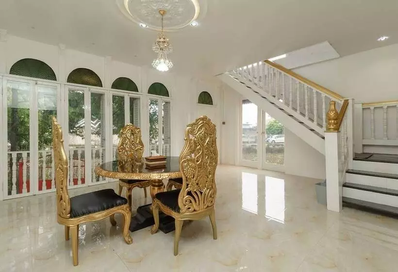 ペンション Reddoorz Syariah Near Suzuya Mall Banda Aceh 2