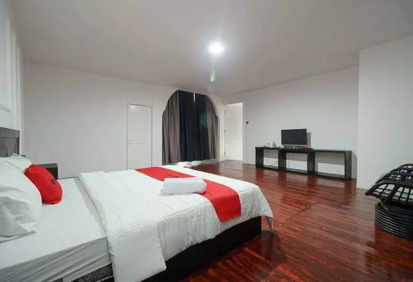 ペンション Reddoorz Syariah Near Suzuya Mall Banda Aceh 2