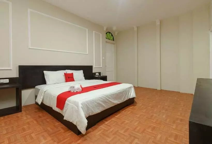 ペンション Reddoorz Syariah Near Suzuya Mall Banda Aceh 2