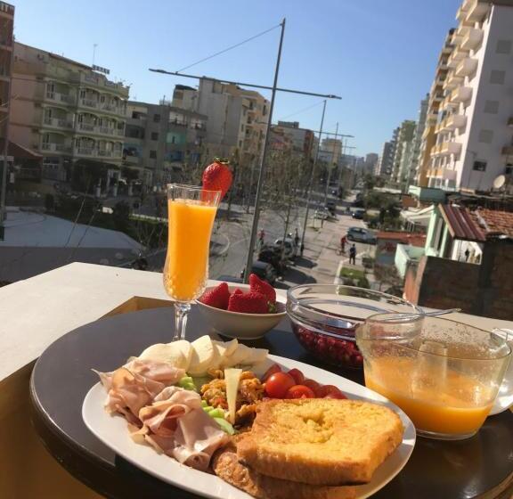 بنسيون Vogli S House Apartments & Rooms