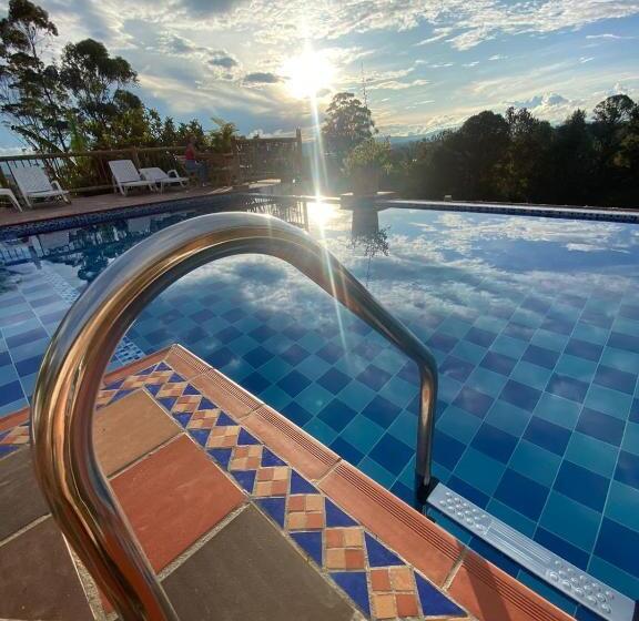 הוסטל Estaciones