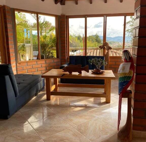 הוסטל Estaciones