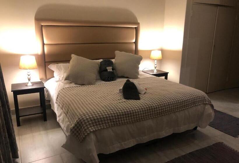 مبيت وإفطار 8 On Acacia Guesthouse