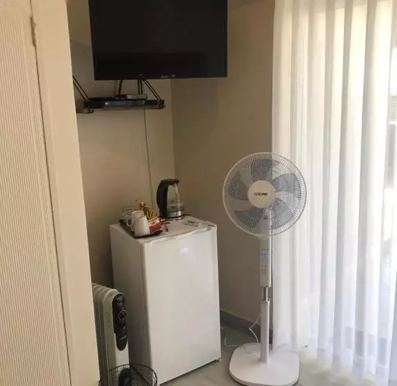 Aamiaismajoitus (B&B) 8 On Acacia Guesthouse