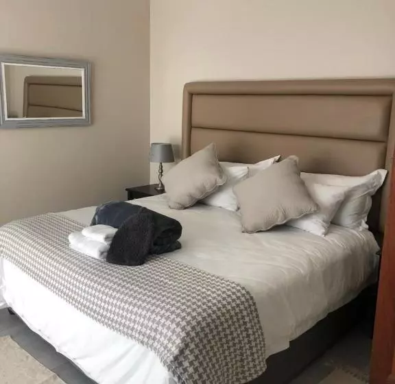 Aamiaismajoitus (B&B) 8 On Acacia Guesthouse