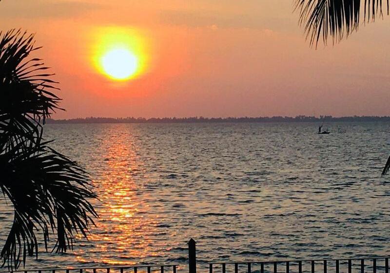 酒店 Leaf On Lagoon