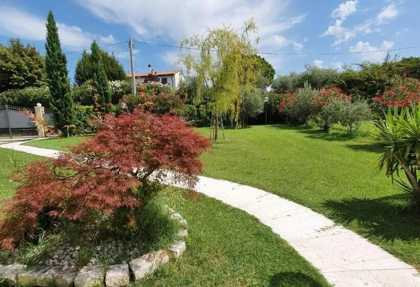 ホテル Villa Claudia