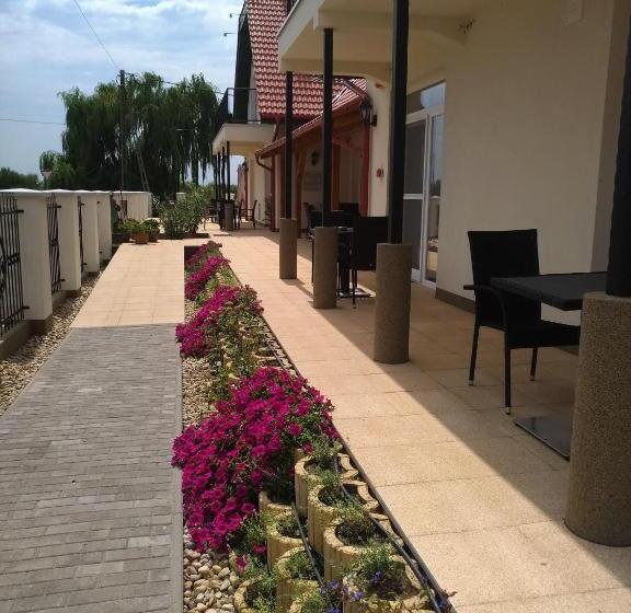 پانسیون St. Hubert Vendégház