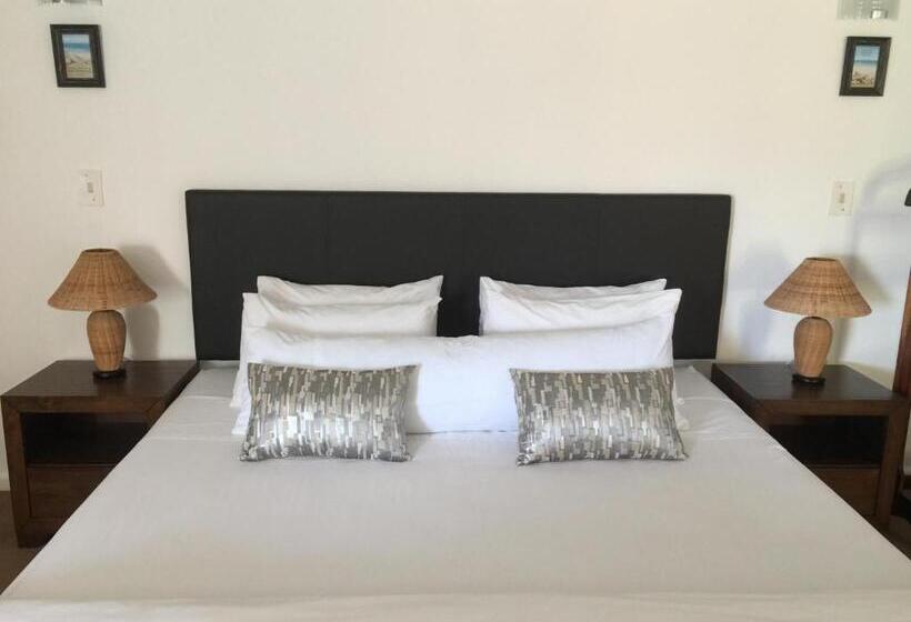 פנסיון Vue Port