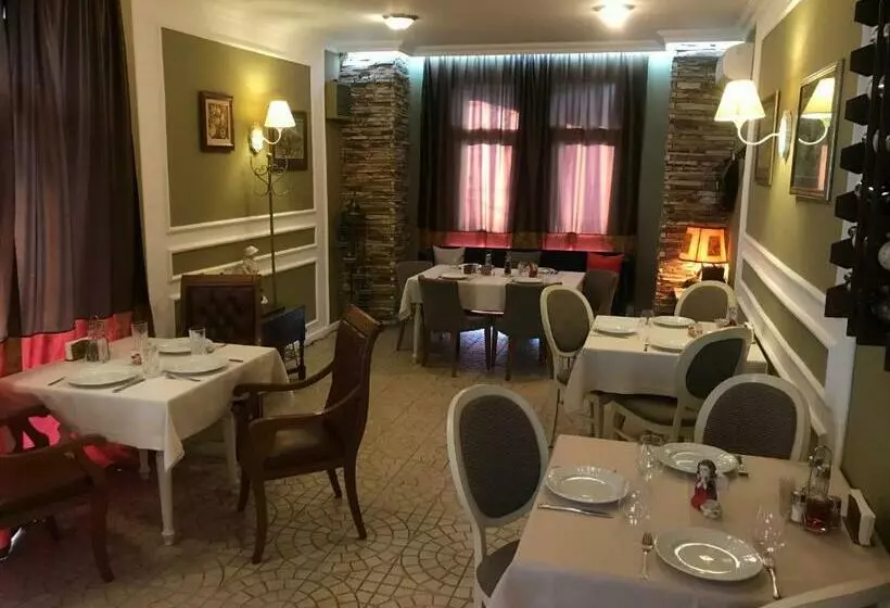 Family Hotel Gradina