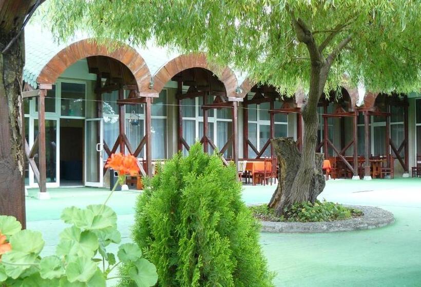 هتل Briz 3 Free Parking