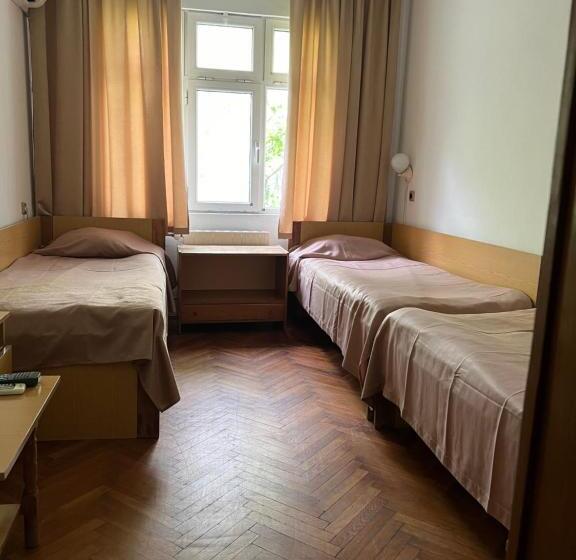 هتل Briz 3 Free Parking