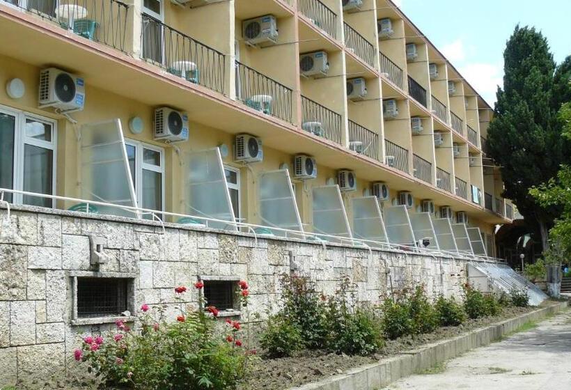 هتل Briz 3 Free Parking