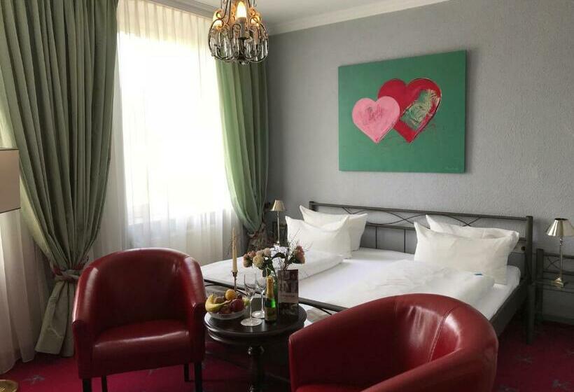 ホテル Krone Am Park