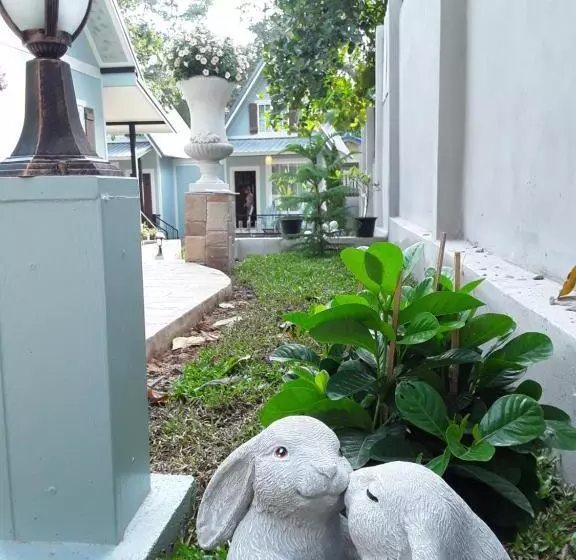 Hotelli Sky Cottage Bungalow