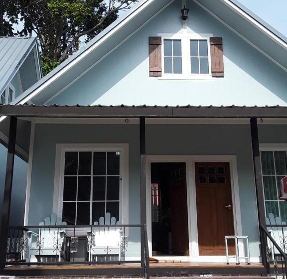 هتل Sky Cottage Bungalow