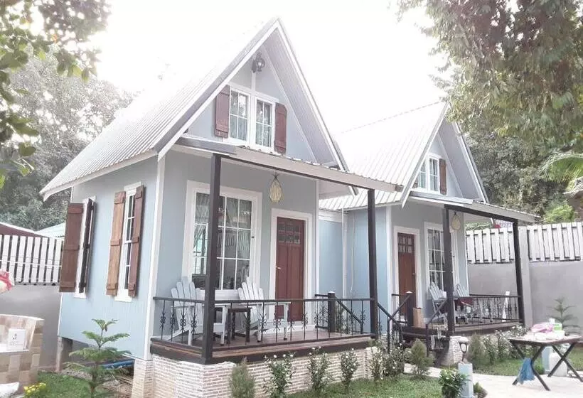 Hotelli Sky Cottage Bungalow